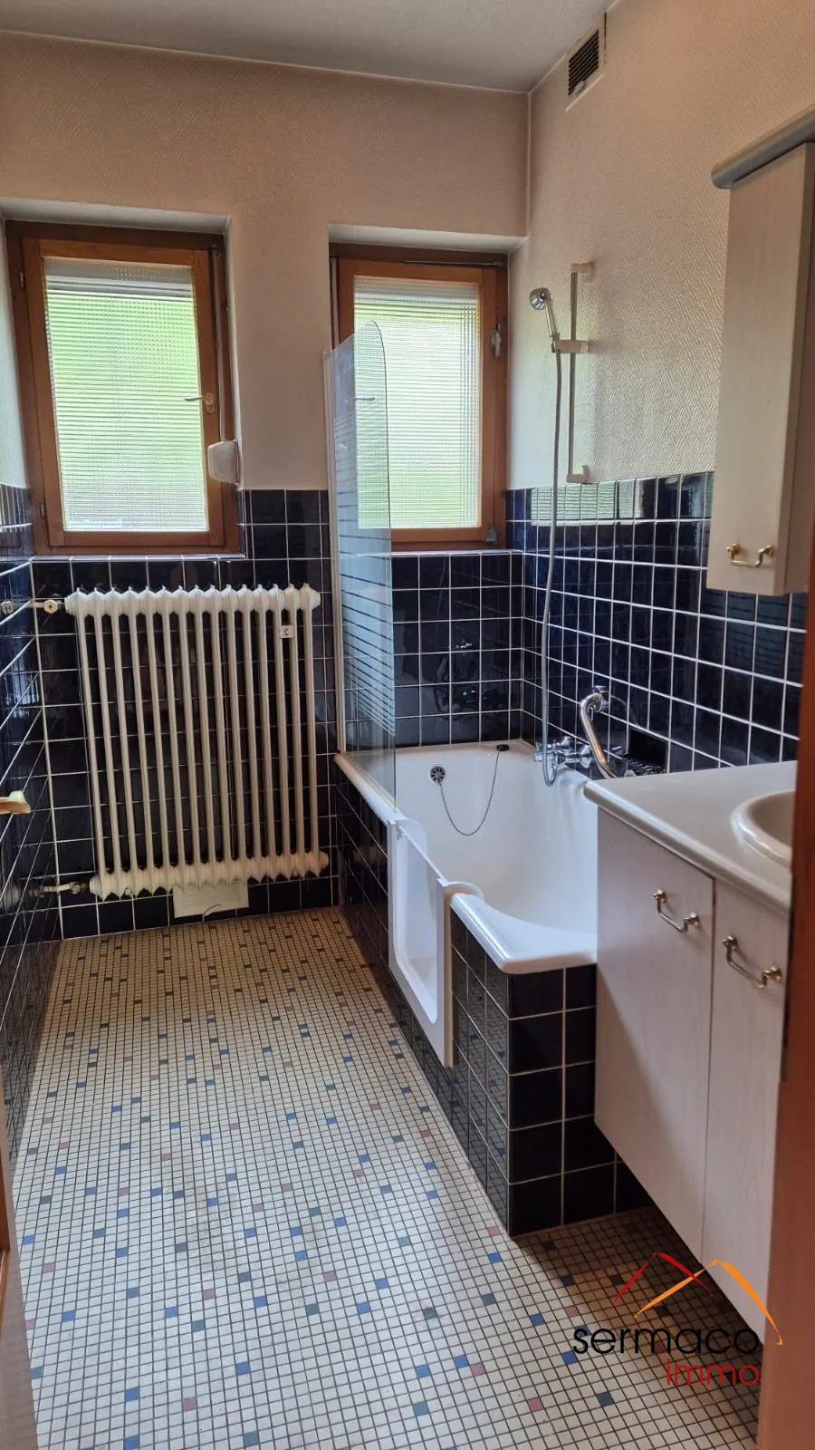 Maison 148 m² à Oeting avec grand terrain et garage, emplacement stratégique 