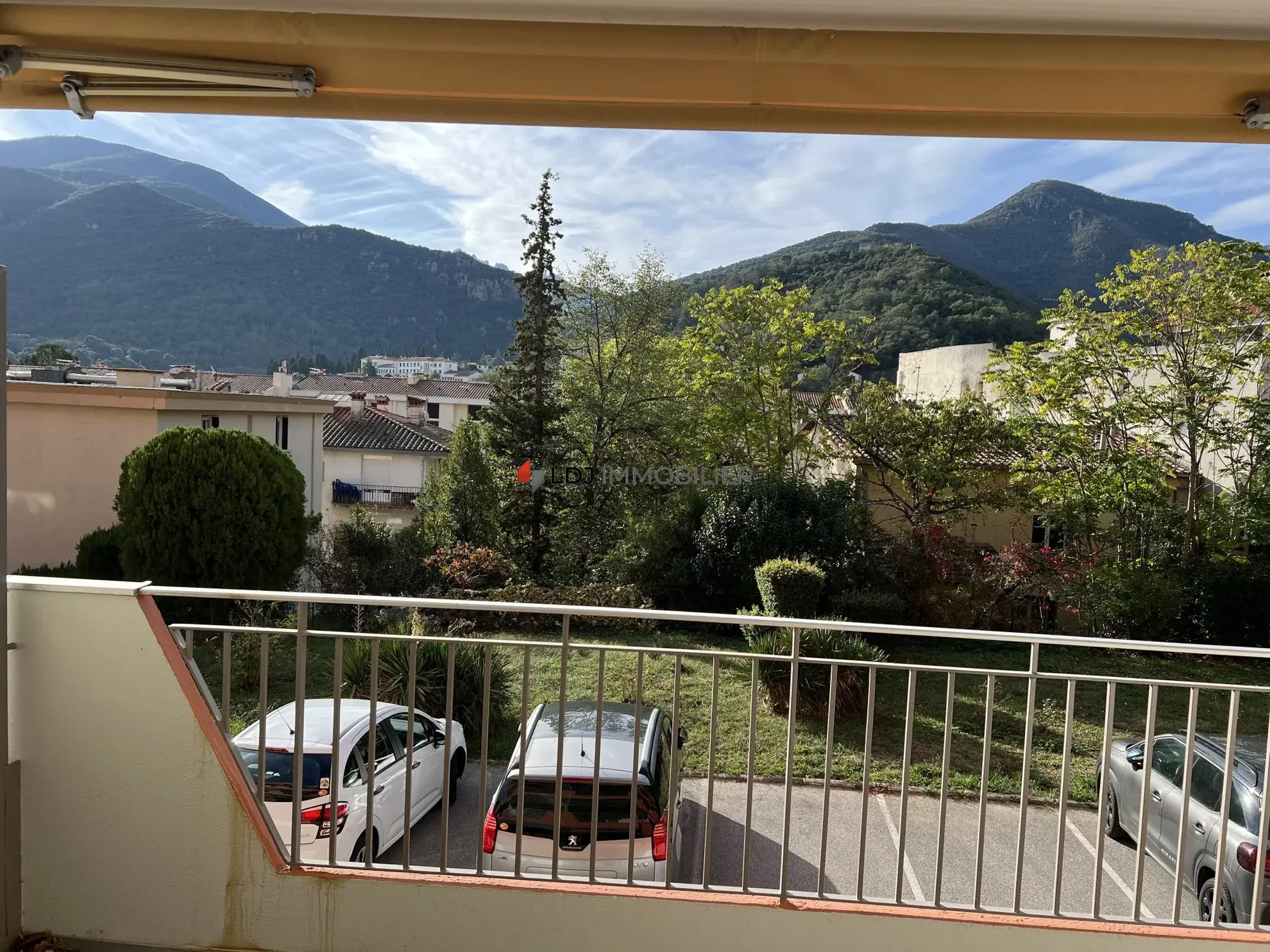 Appartement à vendre à Amélie-les-Bains avec terrasse et parking privé 