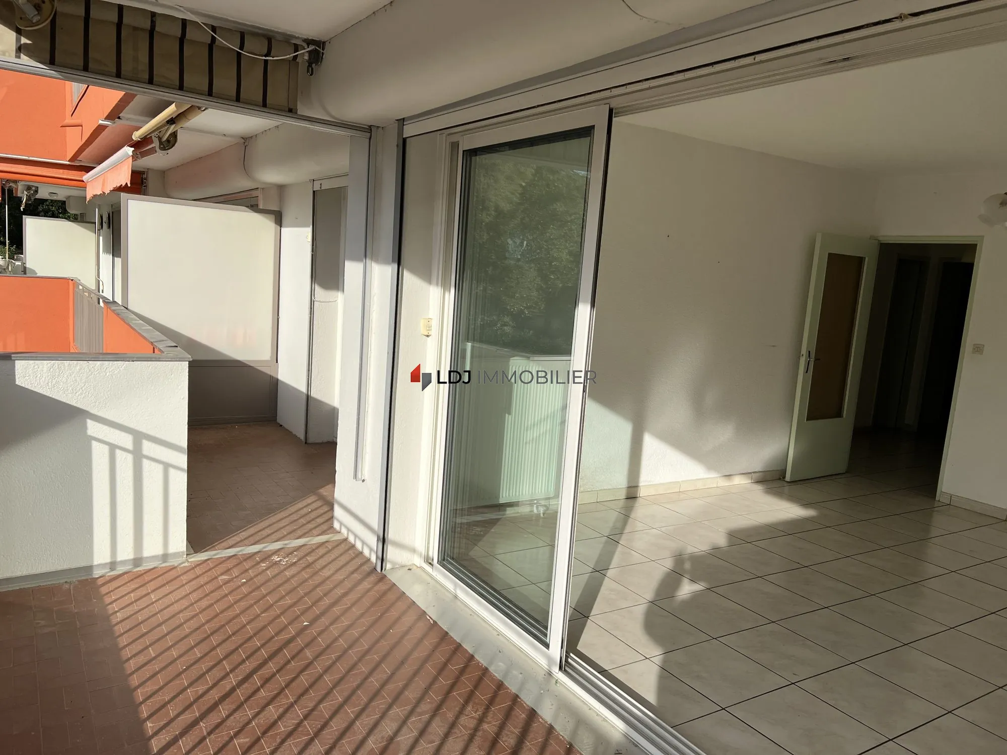 Appartement à vendre à Amélie-les-Bains avec terrasse et parking privé 
