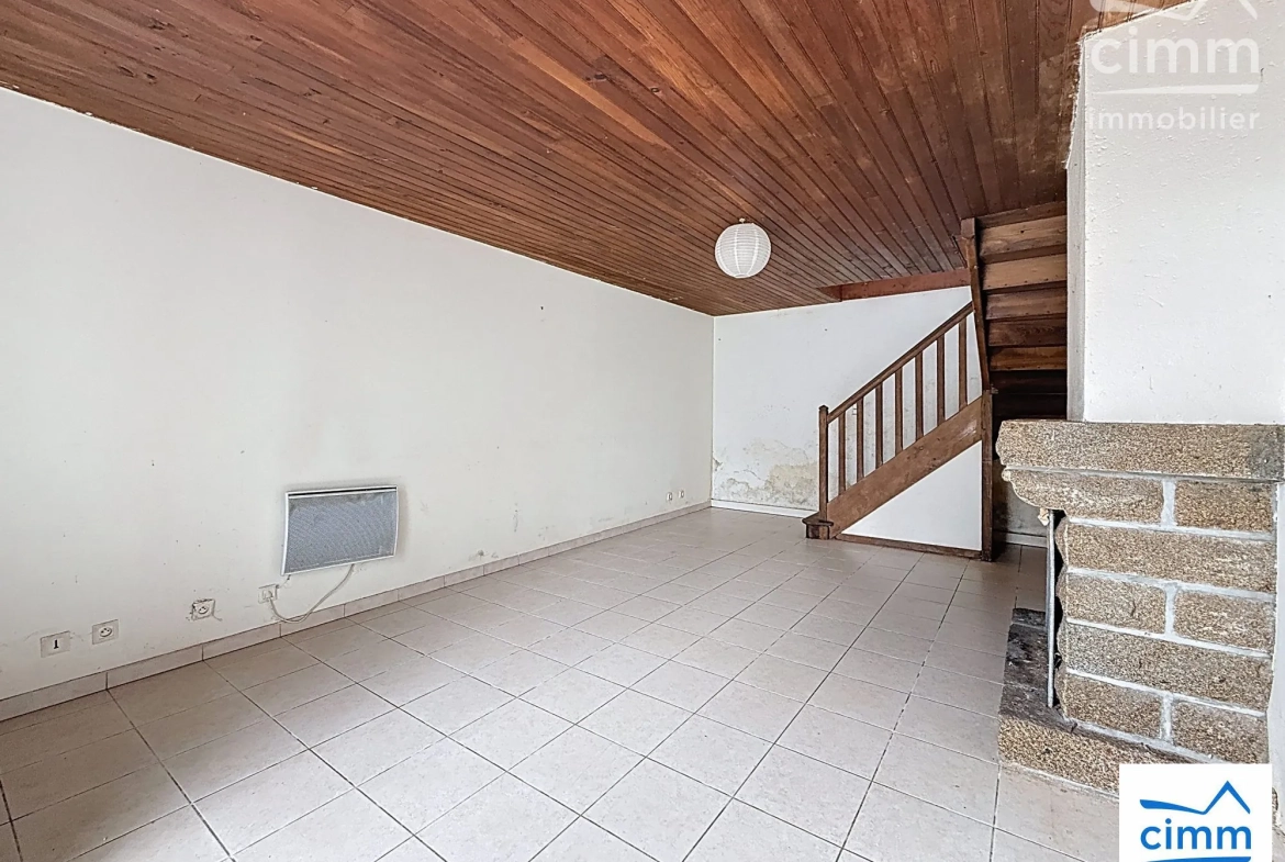 Maison de 90 m² à Pléchatel avec grand potentiel de rénovation 