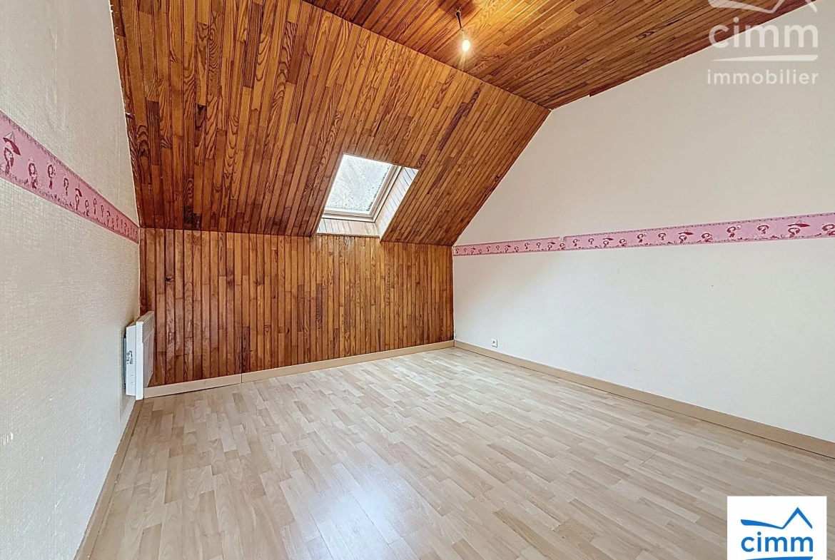 Maison de 90 m² à Pléchatel avec grand potentiel de rénovation 