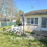 Ensemble immobilier avec maison et studio à Gravigny, emplacement idéal