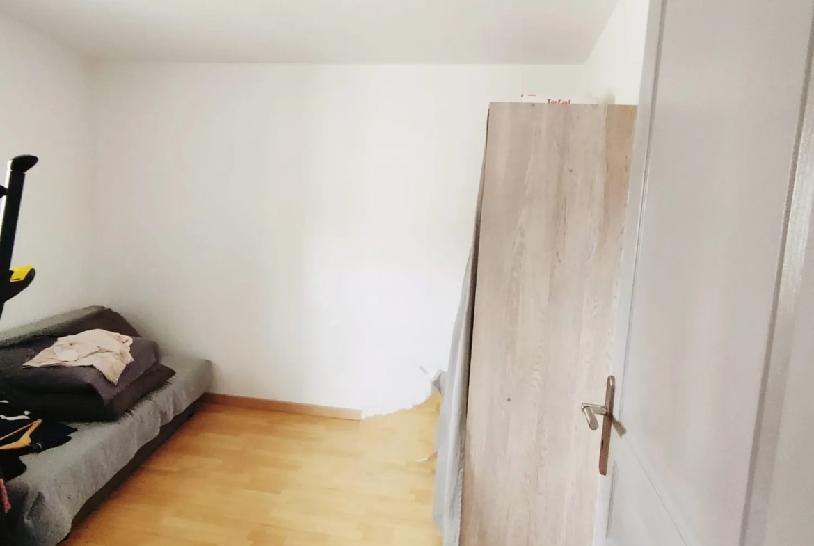 Maison à vendre à Murviel-lès-Béziers avec garage et balcon, 73 m² 