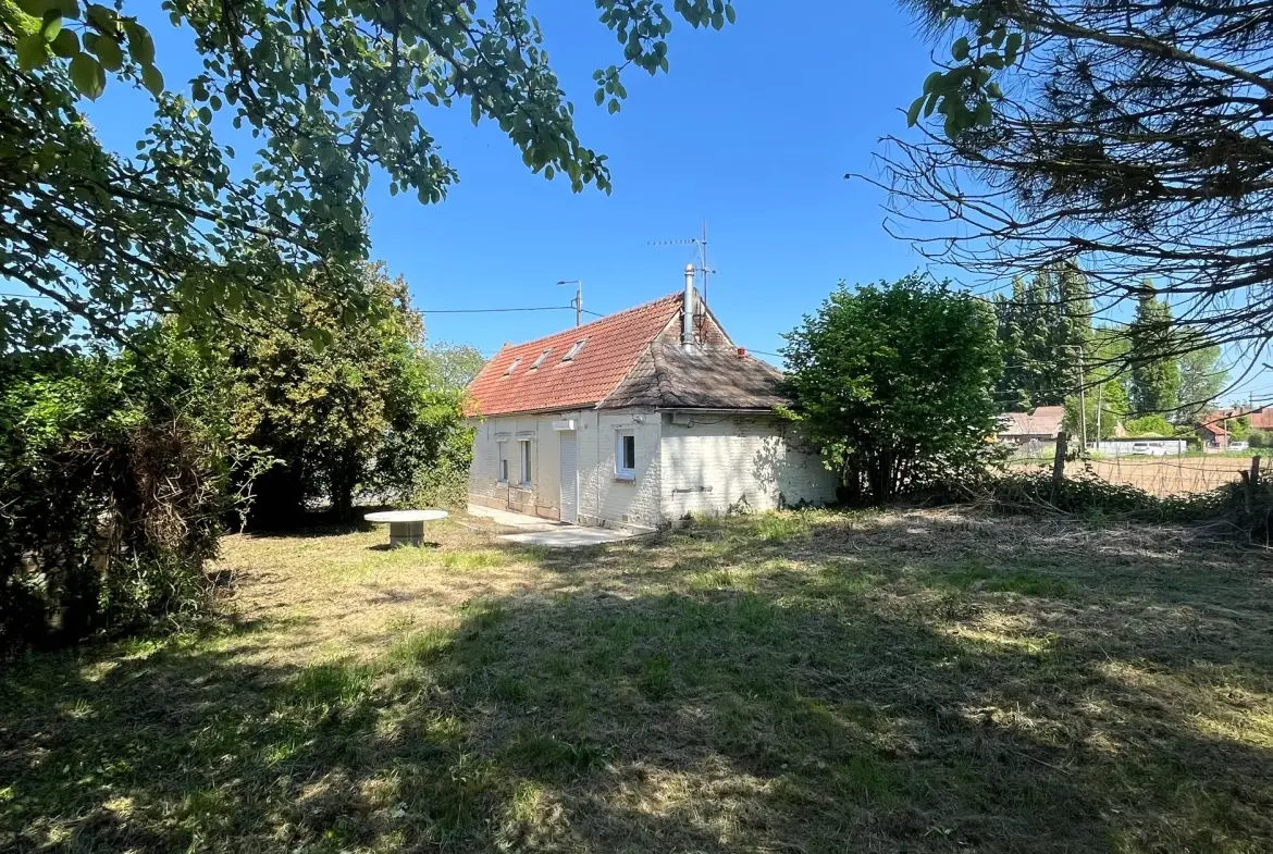 Longère individuelle à Bersée en Pévèle avec dépendances et jardin 