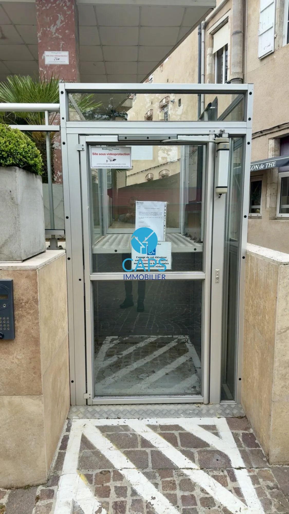Local commercial à vendre à Cahors, 70 m², accessibilité PMR, proximité parking 