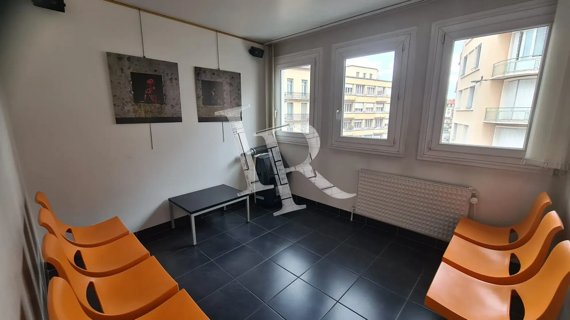 Appartement T3 spacieux au Puy-en-Velay avec vue dégagée et cave 