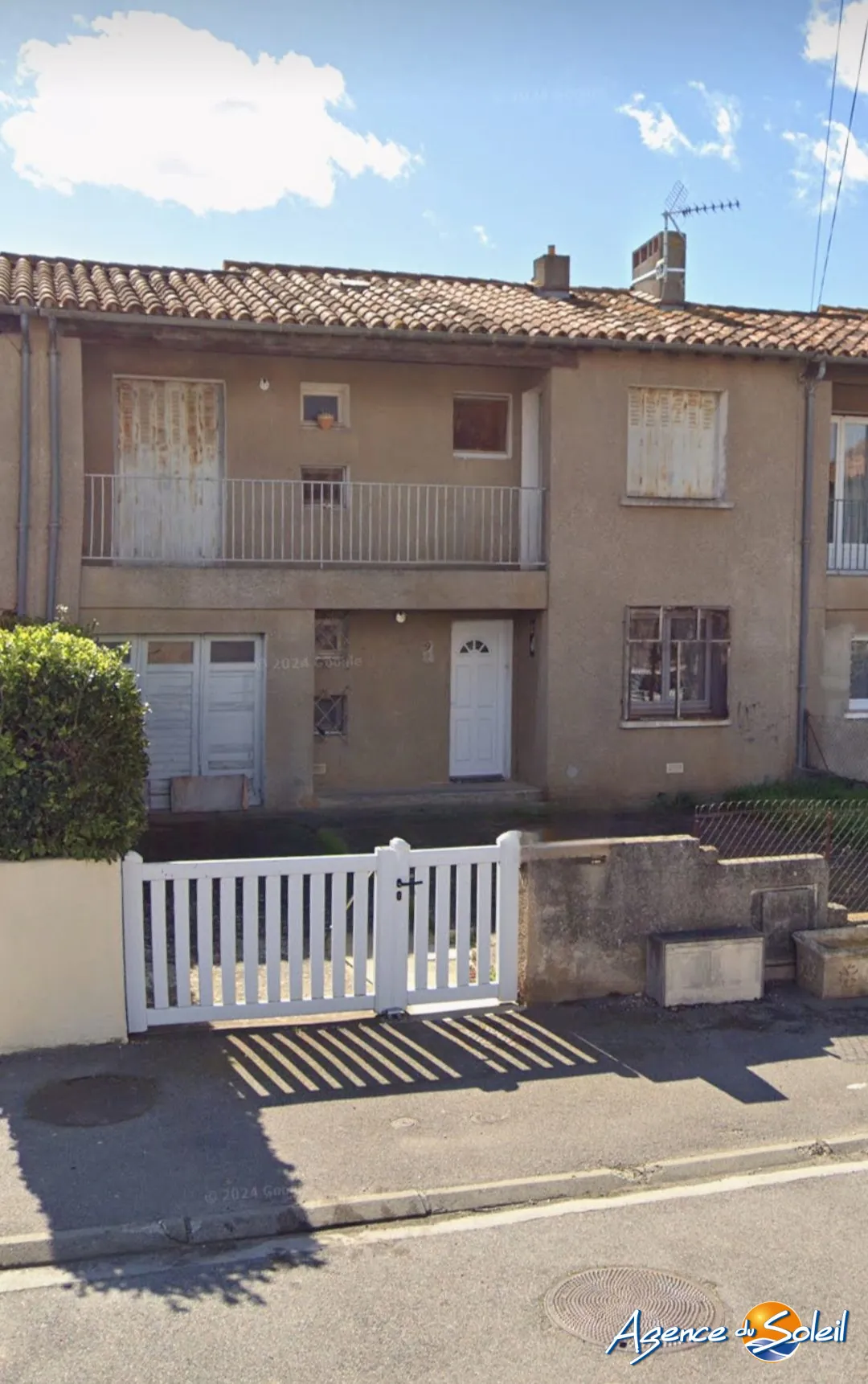 Charmante maison de ville à vendre à Ferrals-les-Corbières avec jardin privé 