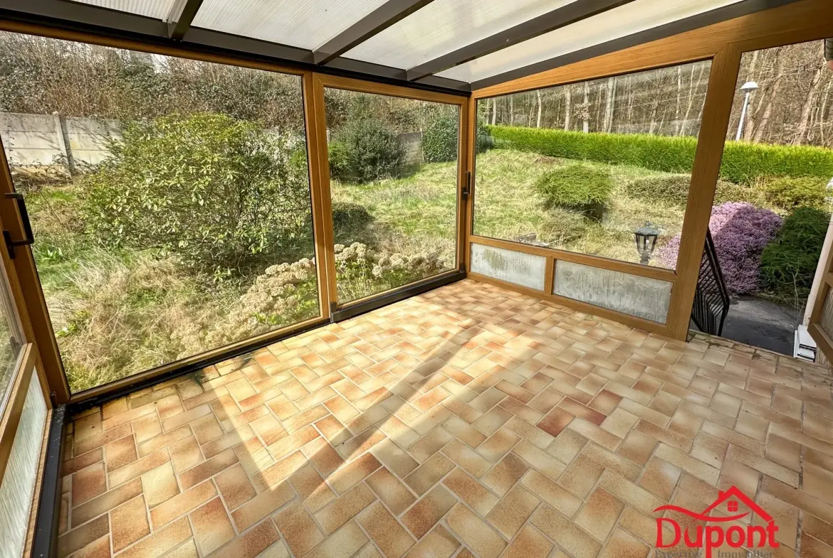 Maison à vendre à Revin avec grand terrain et potentiel de rénovation 