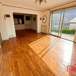 Maison à vendre à Revin avec grand terrain et potentiel de rénovation