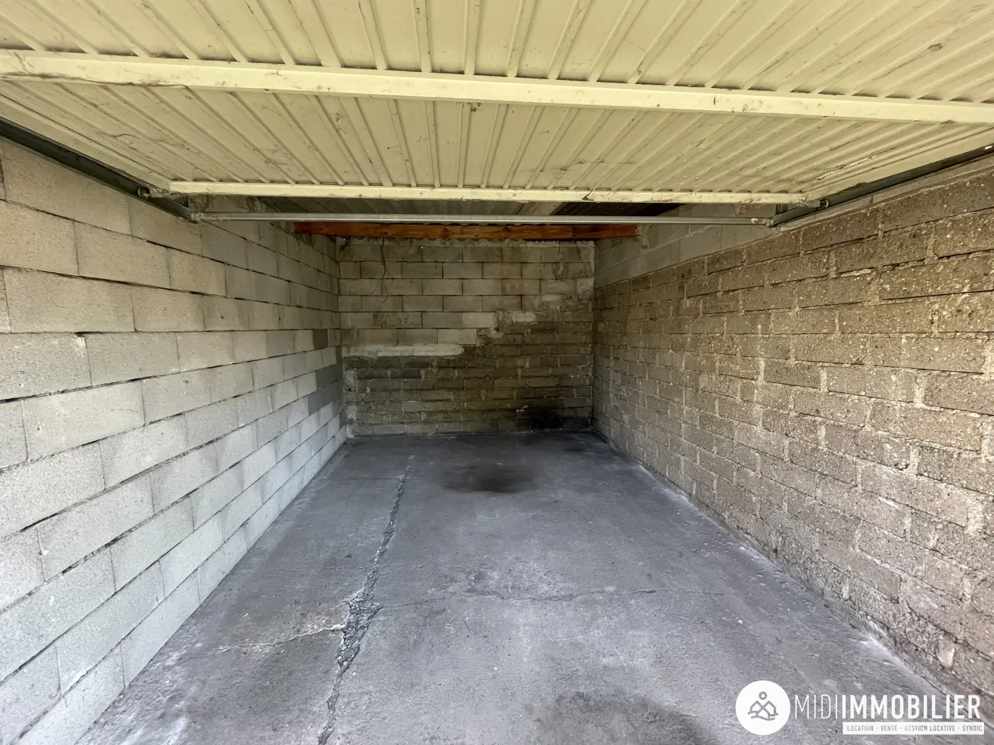Garage à vendre de 17,21 m² à Albi, secteur Madeleine - Pelissier 