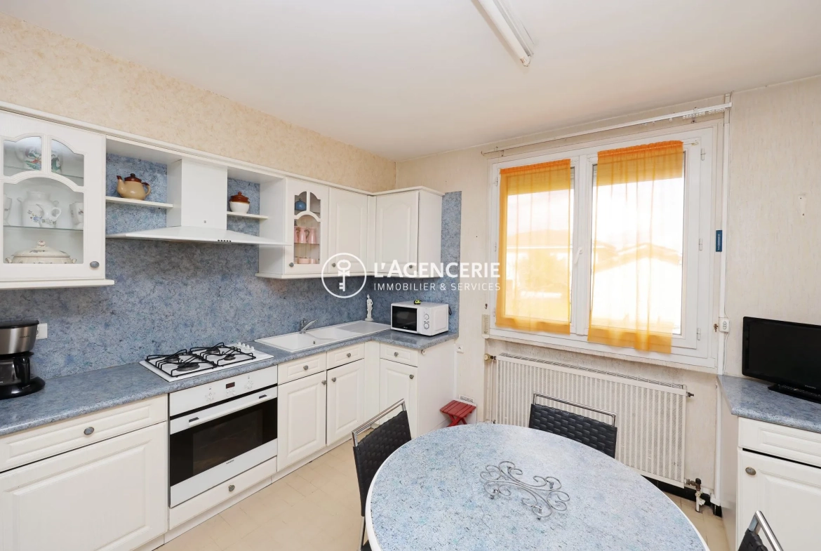 Maison individuelle à Albi avec 4 chambres et grand jardin 