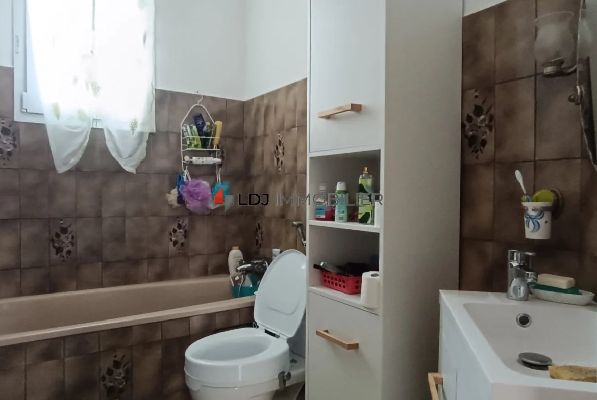 À vendre maison 4/5 pièces de 86 m² à Torcatis, Perpignan 