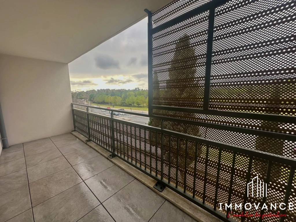 Studio à vendre à Montpellier, secteur Hôpitaux & Facultés, terrasse et parking inclus