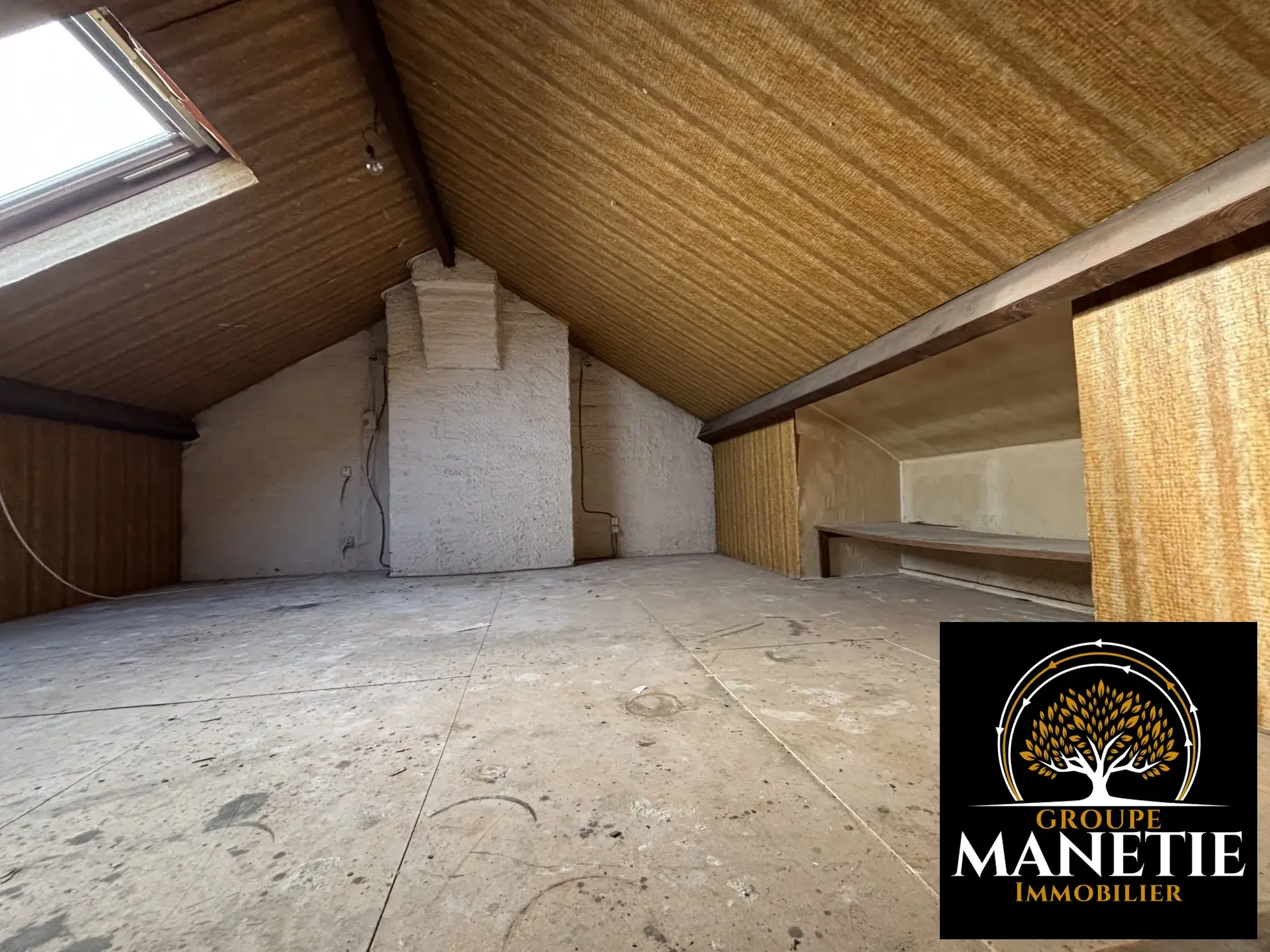Maison familiale de 3 chambres à Arras avec garage et véranda 