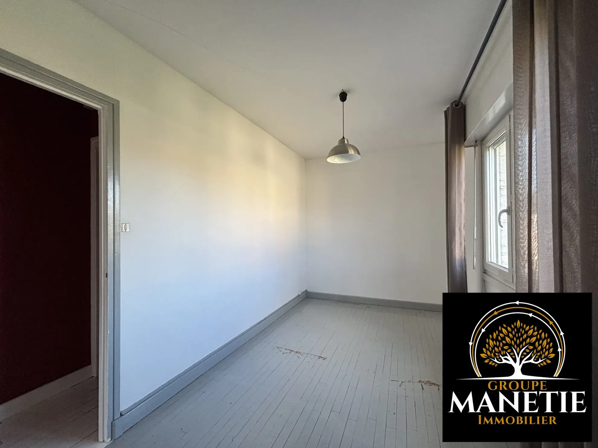 Maison familiale de 3 chambres à Arras avec garage et véranda 