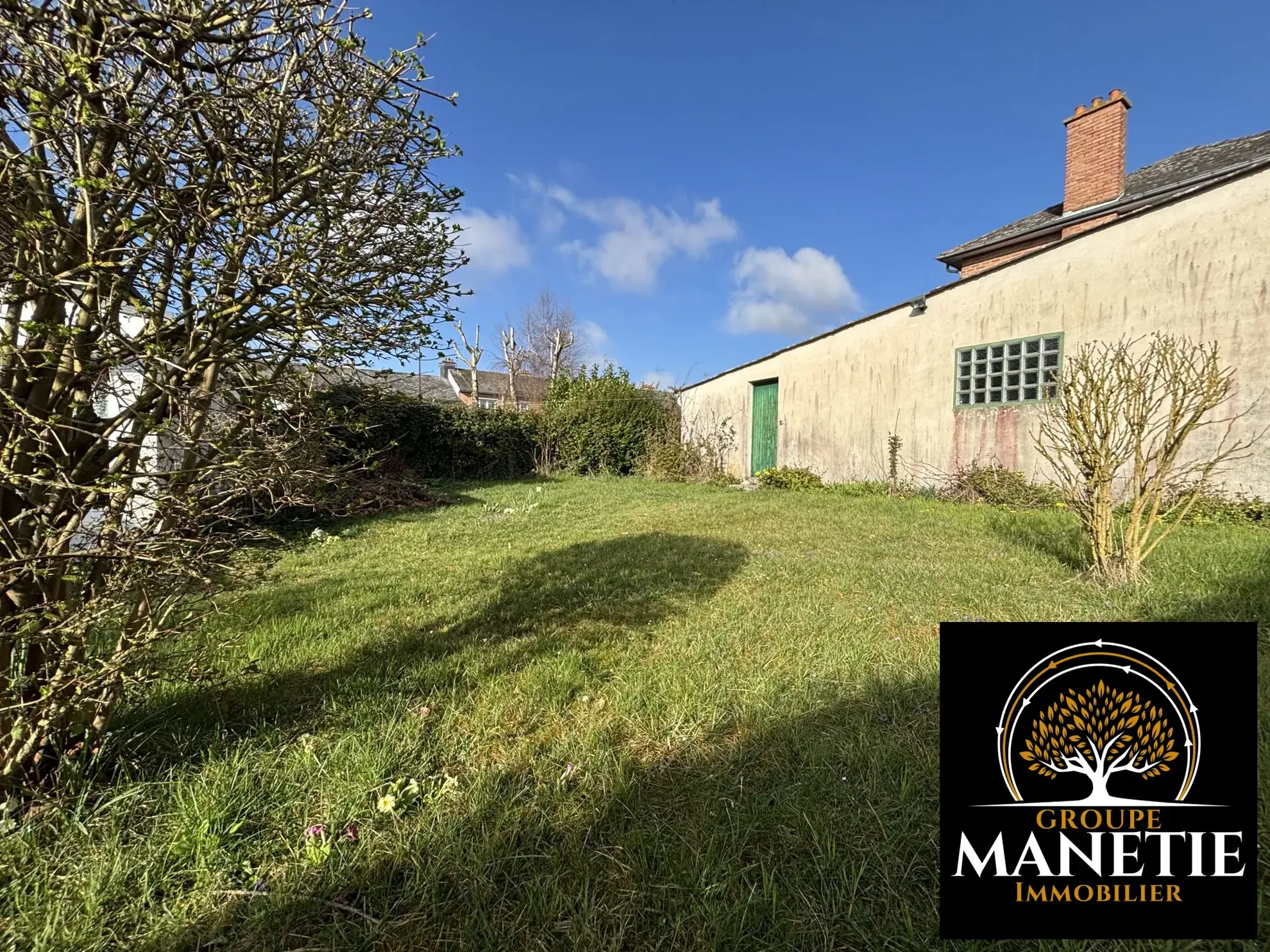 Maison familiale de 3 chambres à Arras avec garage et véranda 