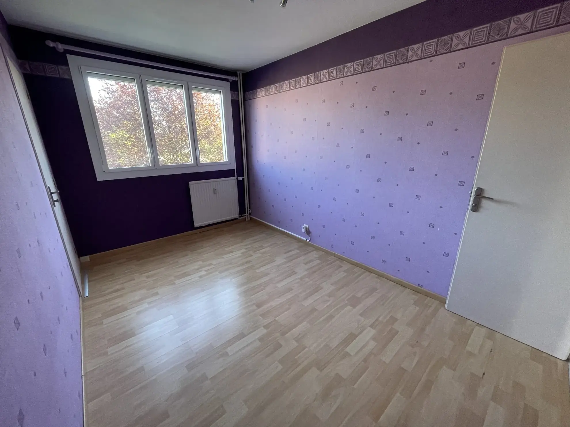 Appartement T5 à Echirolles avec balcon, vue sur le Vercors 