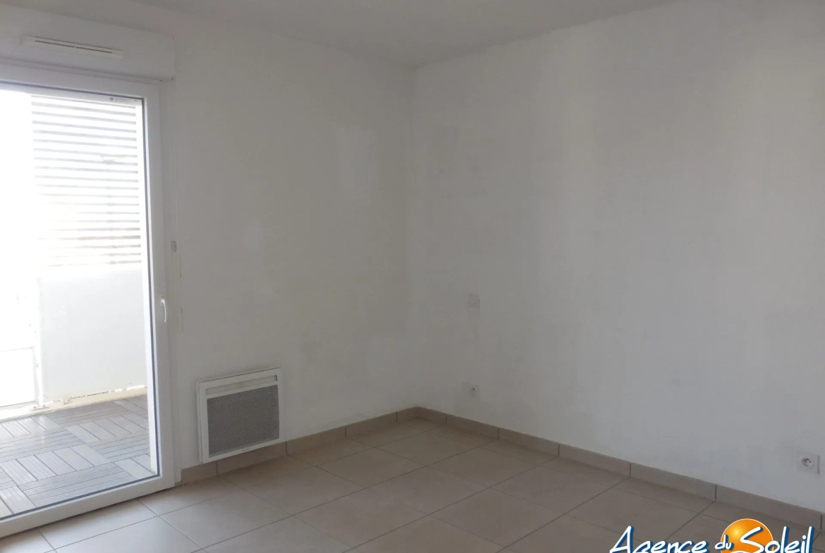 Spacieux appartement T2 avec terrasse à Port-la-Nouvelle 