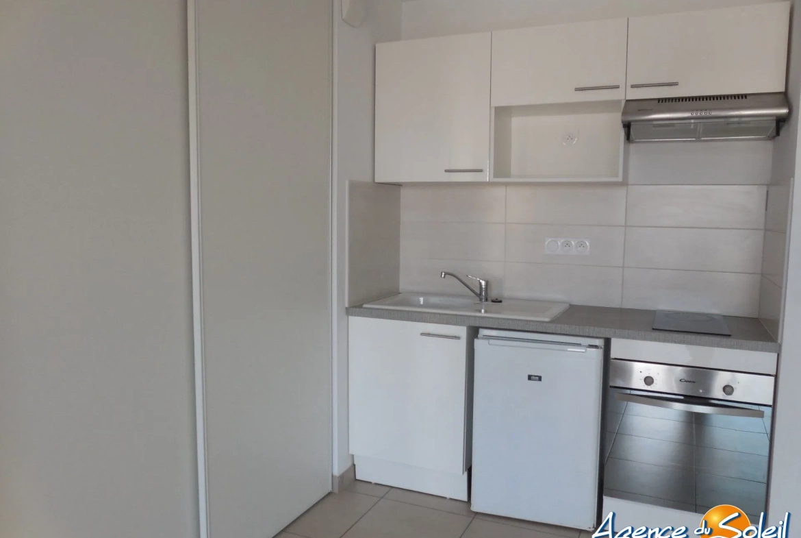 Spacieux appartement T2 avec terrasse à Port-la-Nouvelle 