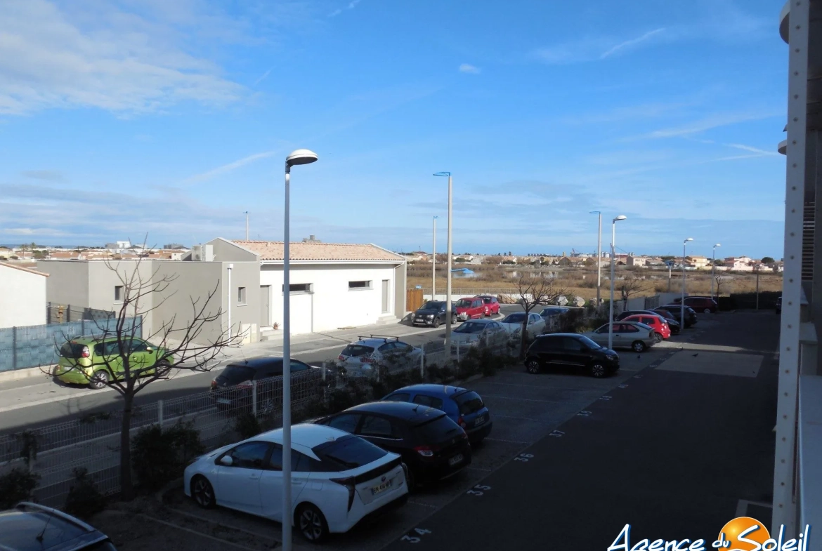 Spacieux appartement T2 avec terrasse à Port-la-Nouvelle 