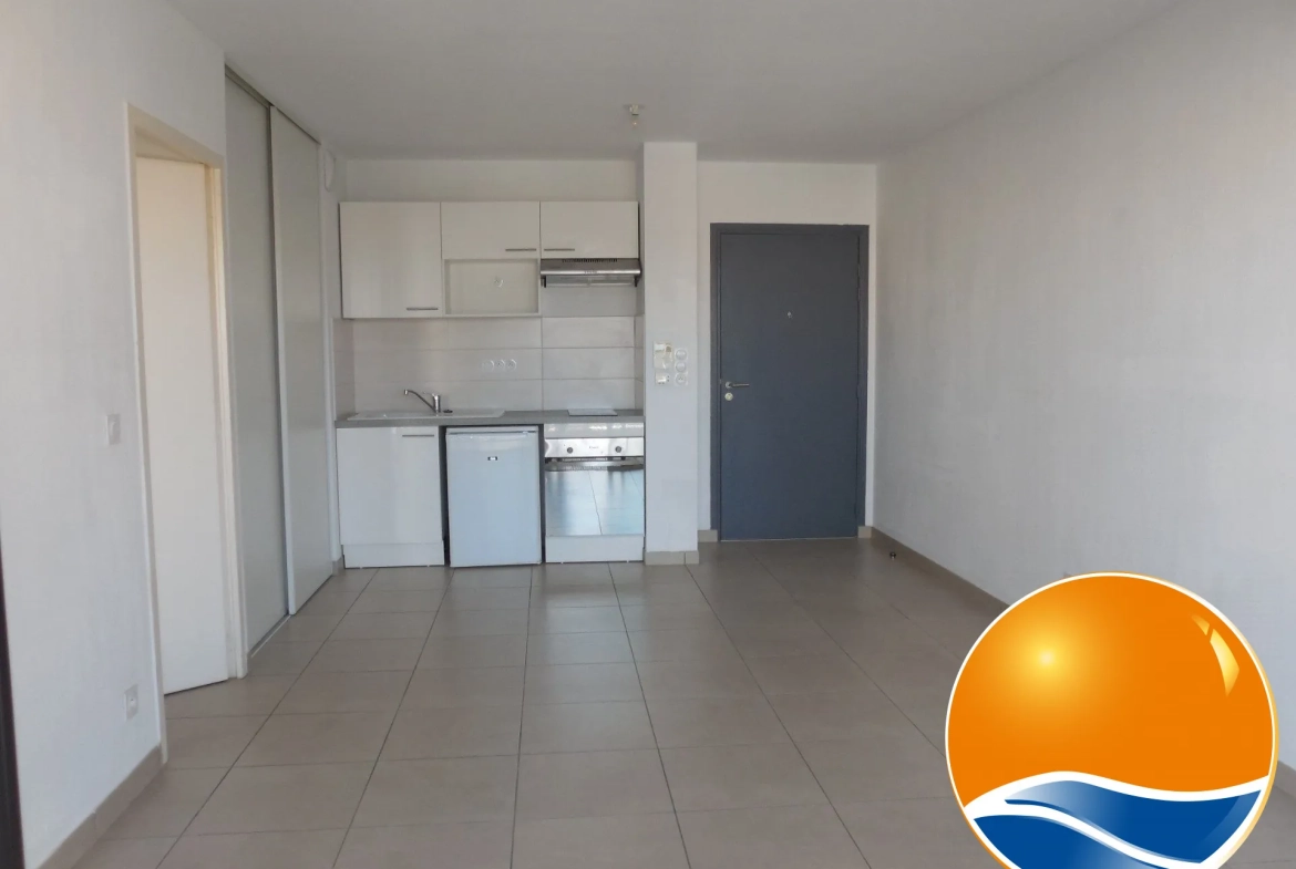 Spacieux appartement T2 avec terrasse à Port-la-Nouvelle 