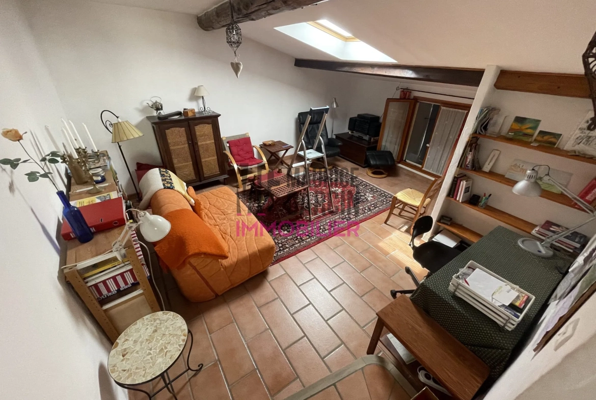 Maison de village à Beaumes de Venise avec cave et luminosité authentique 
