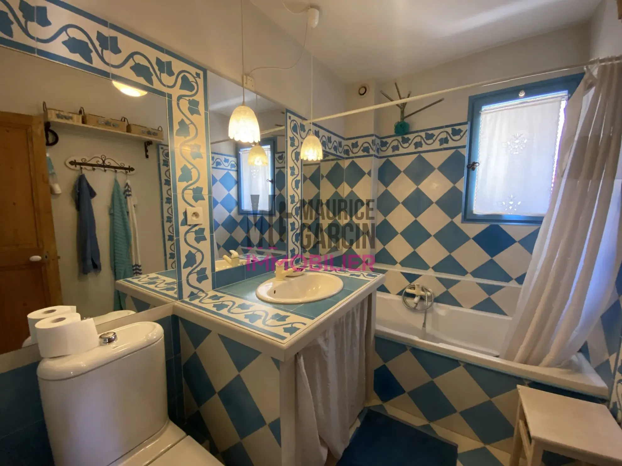 Maison de village à Beaumes de Venise avec cave et luminosité authentique 