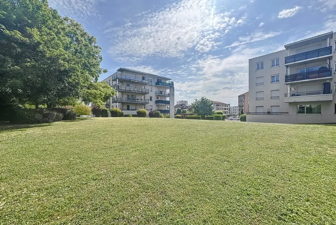 Appartement 2 pièces de 48 m² à Metz Sablon proche gare 
