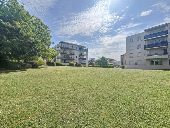 Appartement 2 pièces de 48 m² à Metz Sablon proche gare