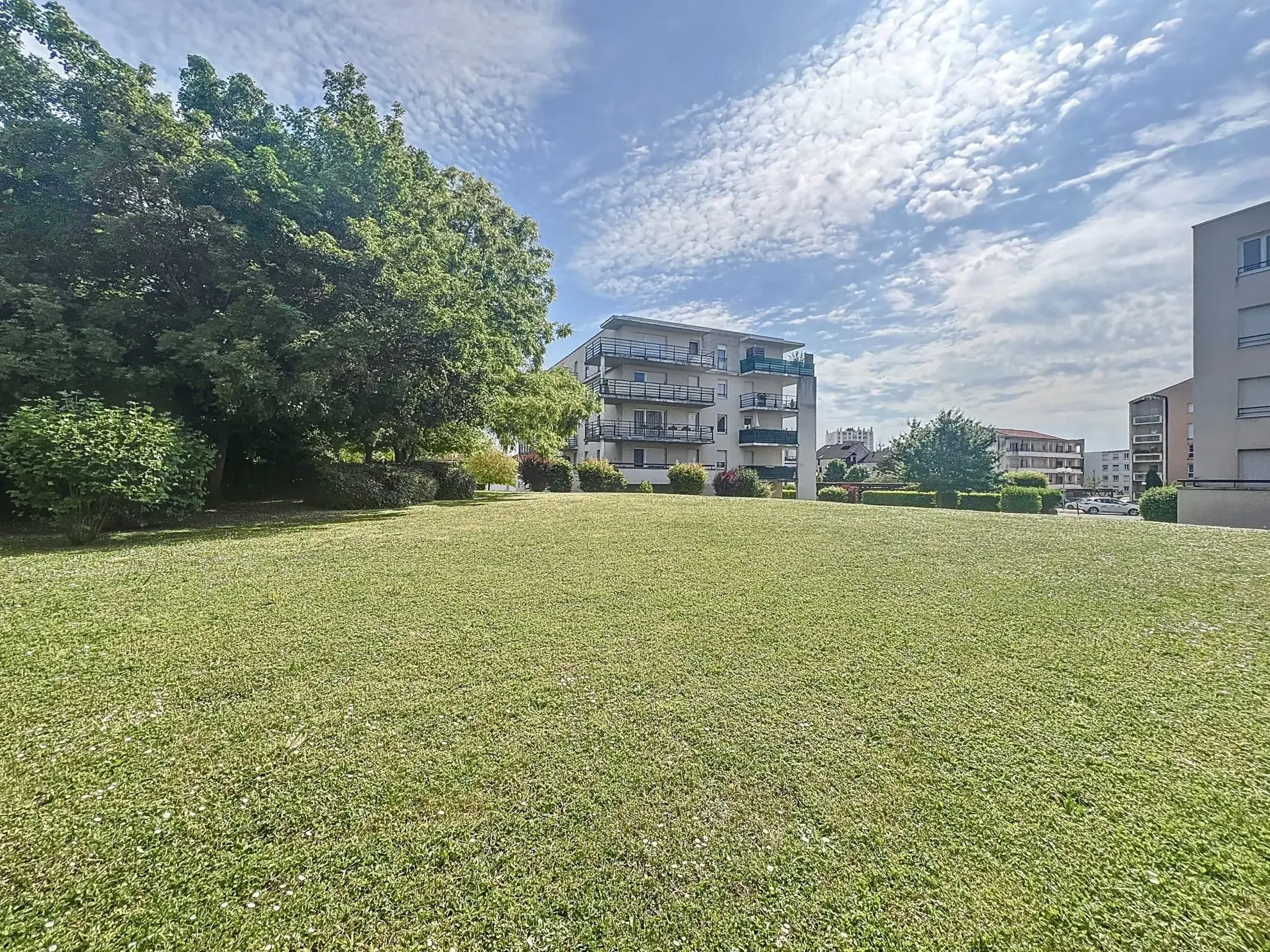 Appartement 2 pièces de 48 m² à Metz Sablon proche gare 