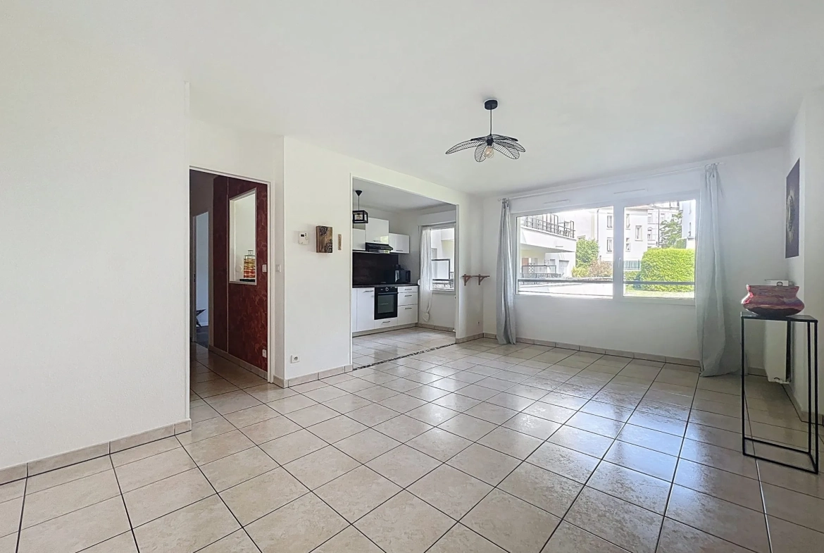 Appartement 2 pièces de 48 m² à Metz Sablon proche gare 