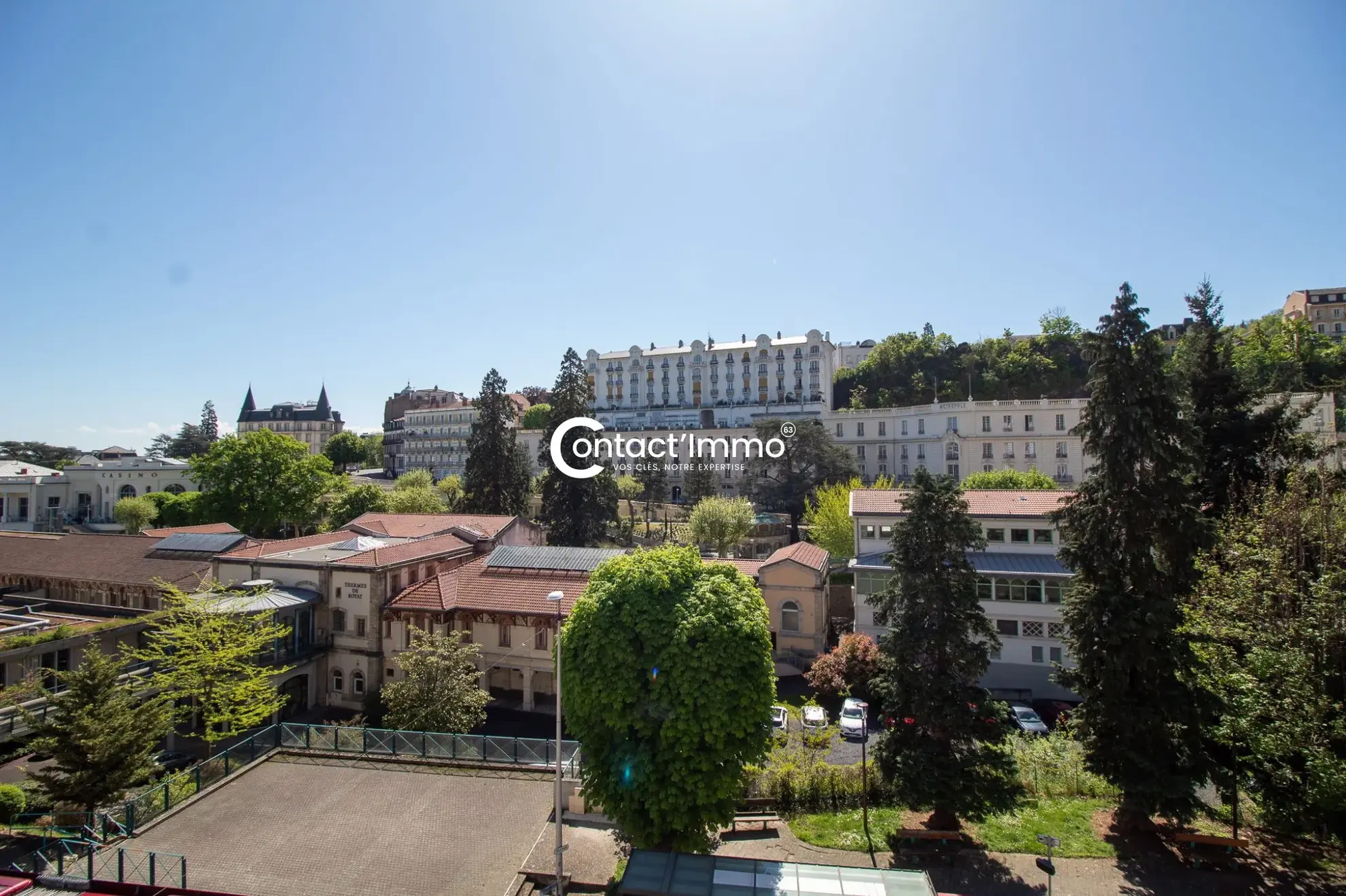 Studio à Royat face aux Thermes avec balcon, proche Chamalières, idéal pour investissement ou résidence 