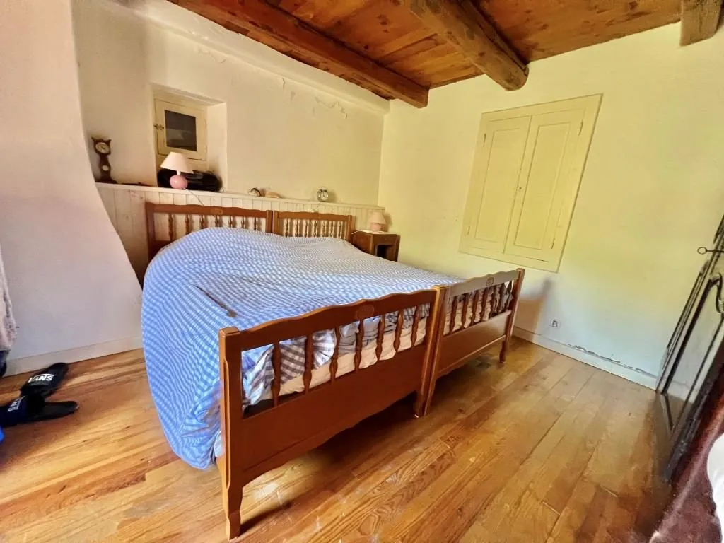 Maison avec jardin, terrasse et vue panoramique près du Mont Lozère 
