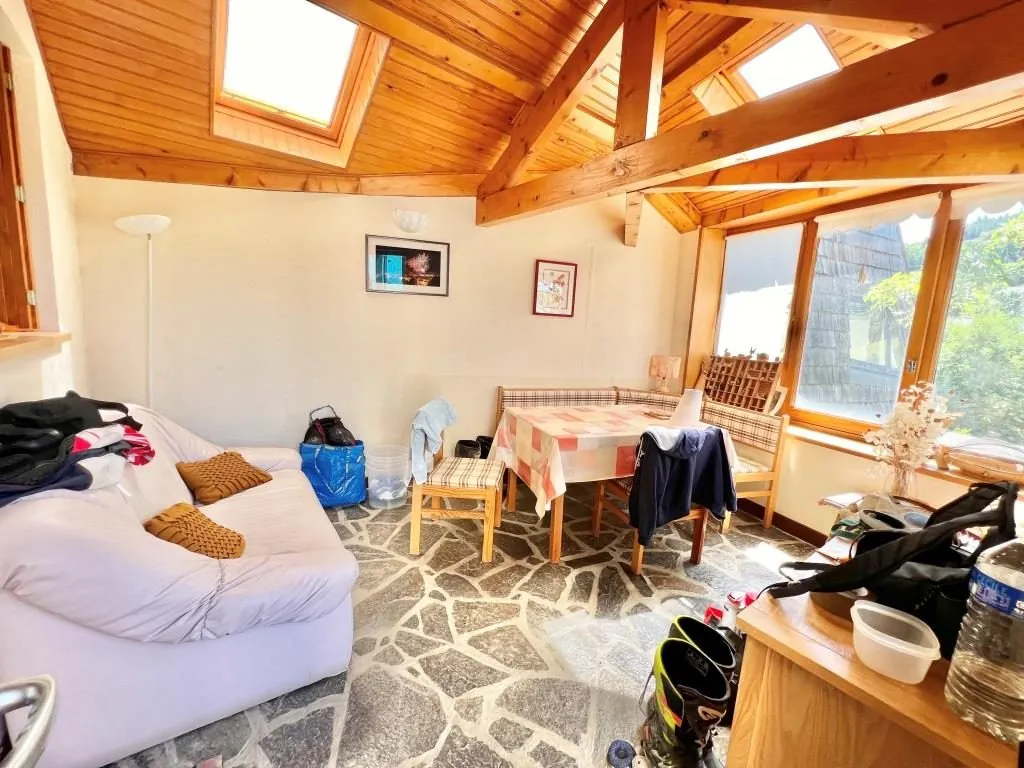 Maison avec jardin, terrasse et vue panoramique près du Mont Lozère 