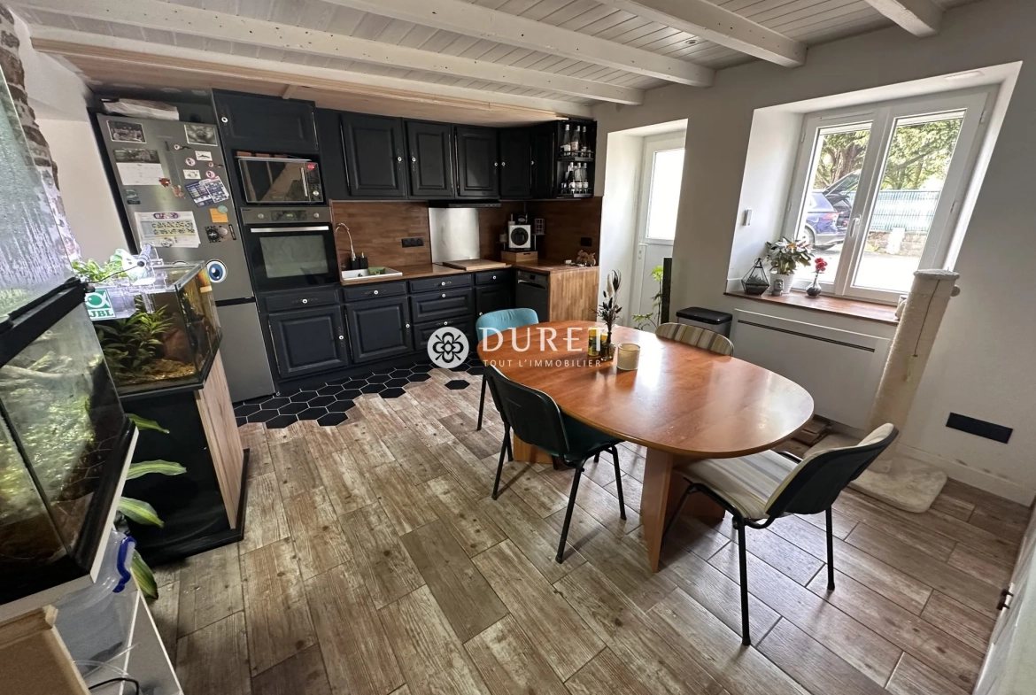 Maison de bourg rénovée à Montaigu-Vendée - Charmante et fonctionnelle 