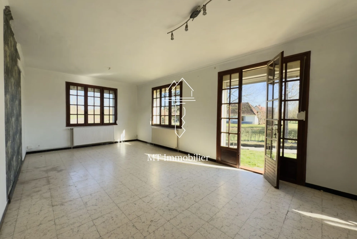 Maison de plain-pied à vendre à Beaurainville avec grand terrain et cave 