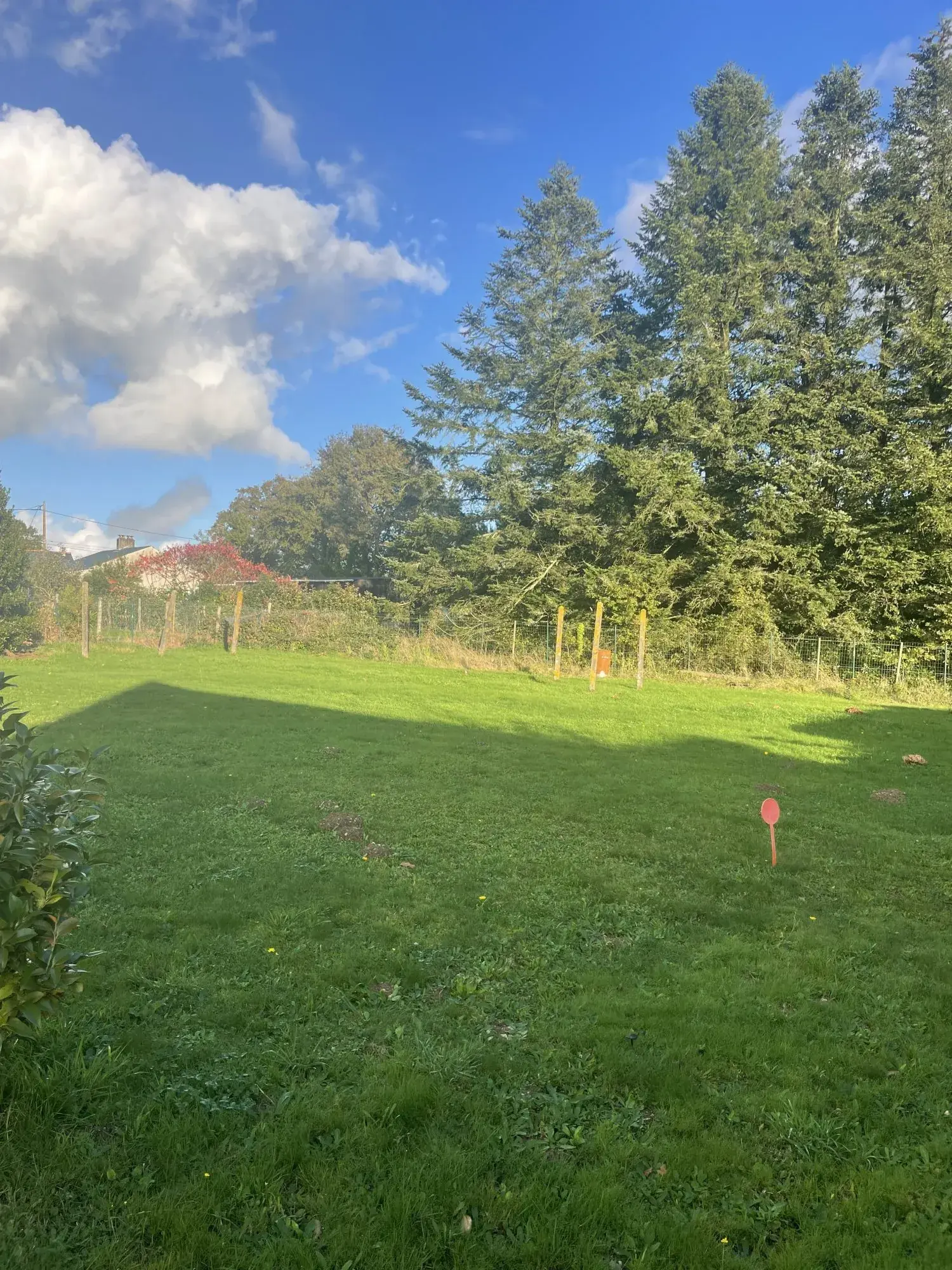 Terrain constructible à Guenrouet de 700 m², VIABILISÉ, AU CALME 