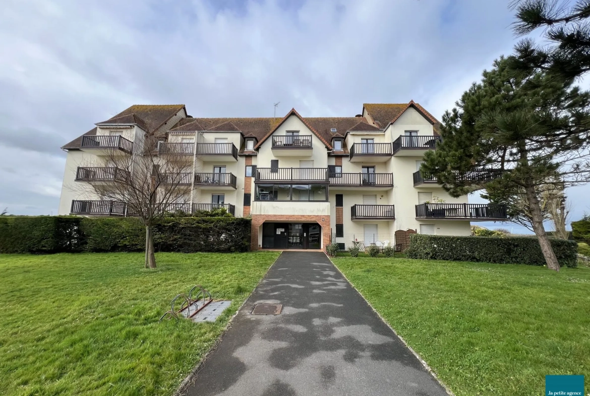 Charmant appartement vue mer à vendre à Cabourg, 24 m² 