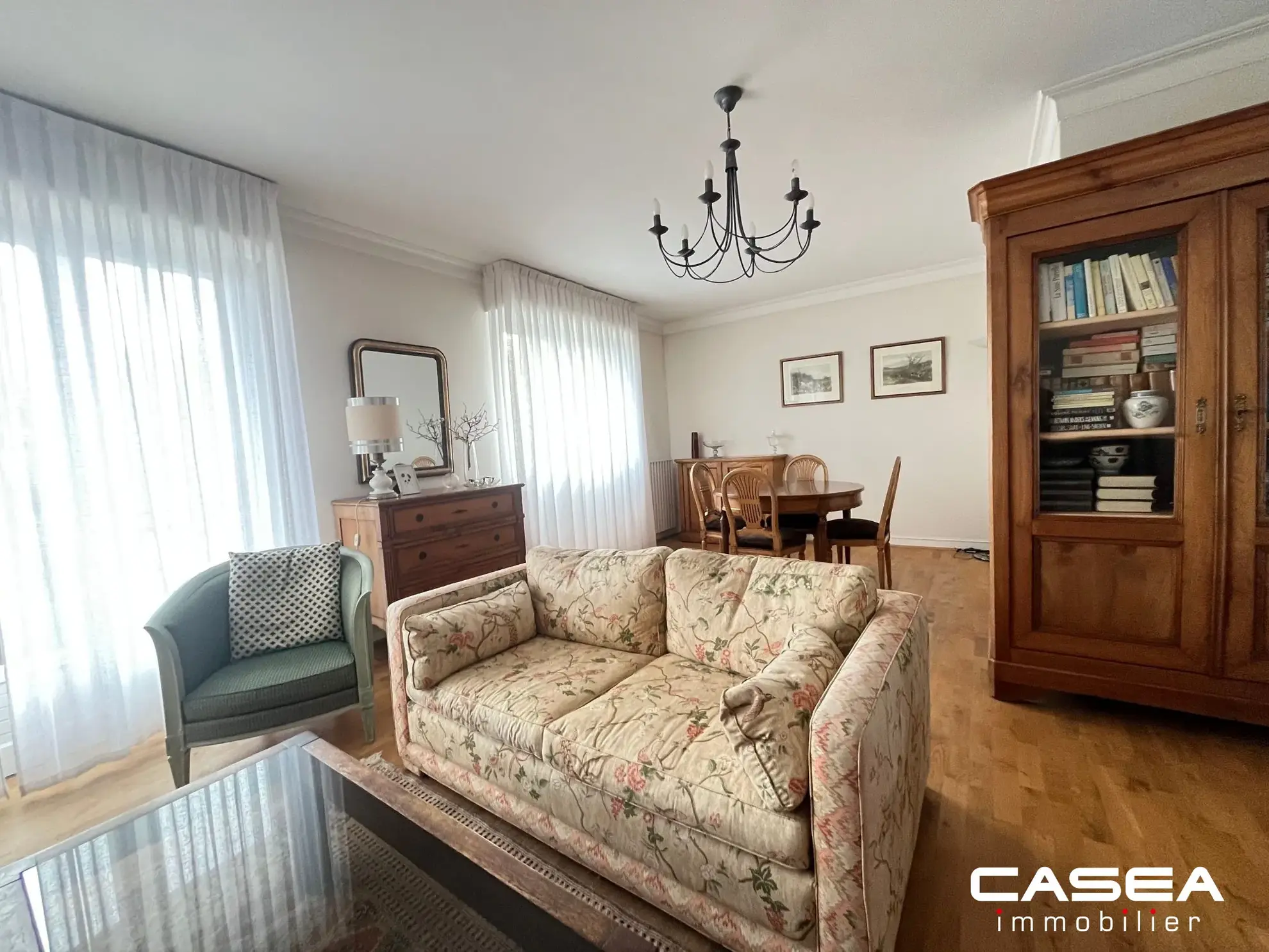Appartement 2 pièces avec garage et balcon plein sud à Quimper 