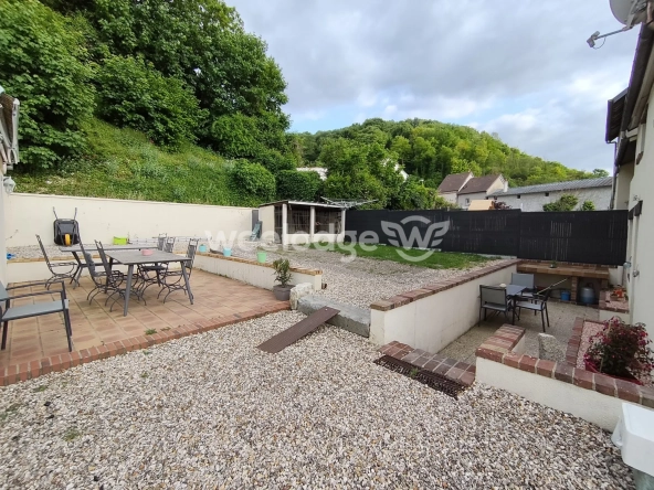 Magnifique maison ancienne de 102 m² avec 2 garages et terrain à Les Authieux-sur-le-Port-Saint-Ouen