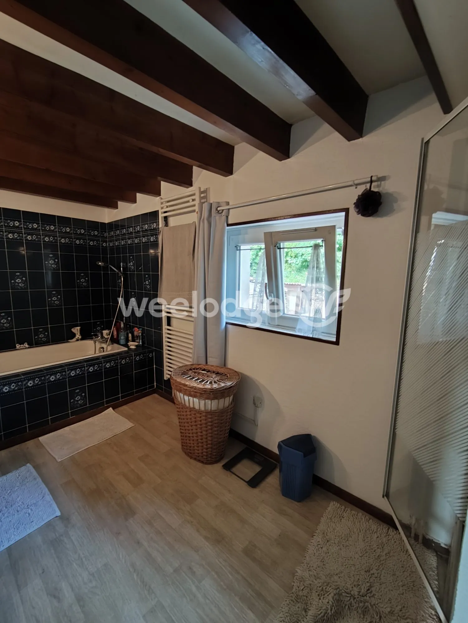Magnifique maison ancienne de 102 m² avec 2 garages et terrain à Les Authieux-sur-le-Port-Saint-Ouen 