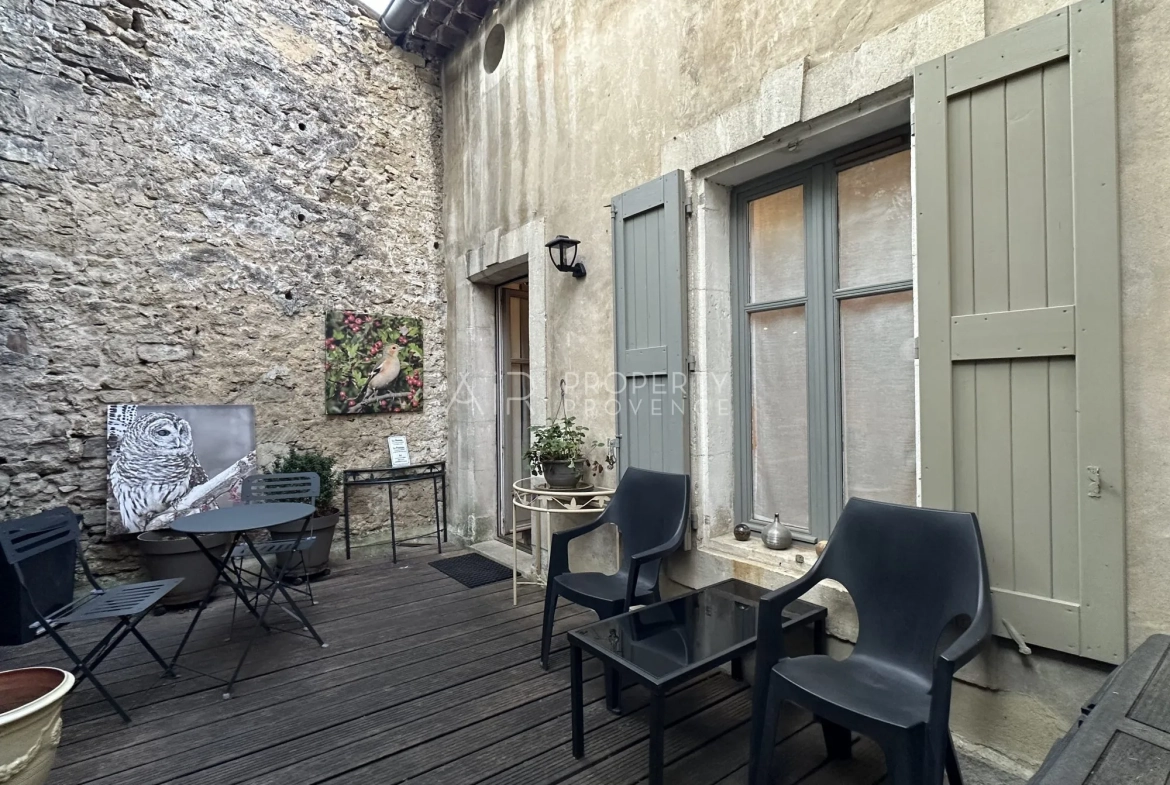 Charmant appartement duplex avec terrasse dans le Luberon - Bonniux 
