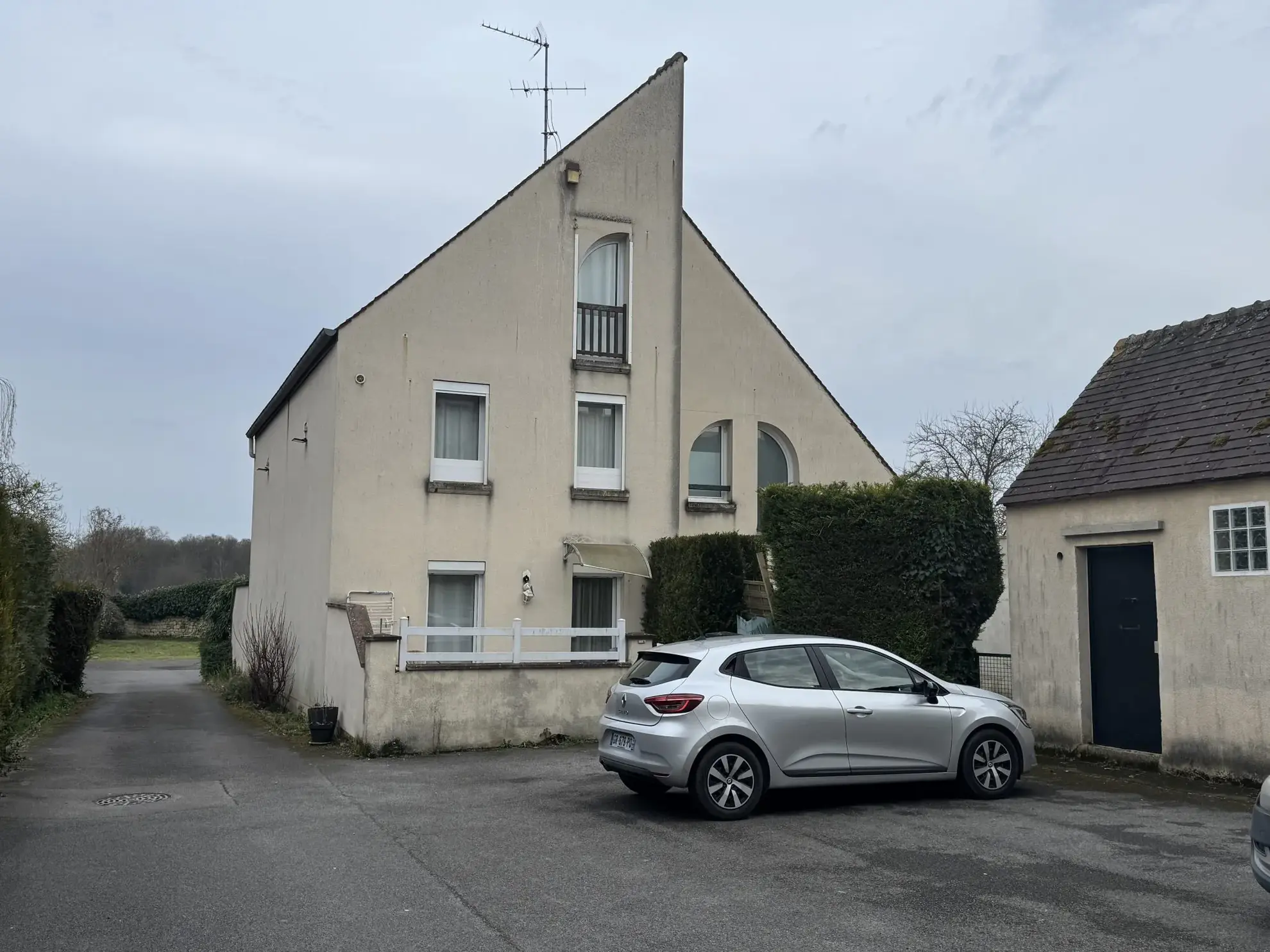 Superbe duplex 45m² avec jardin, terrasse et parking à La Chapelle-en-Serval 
