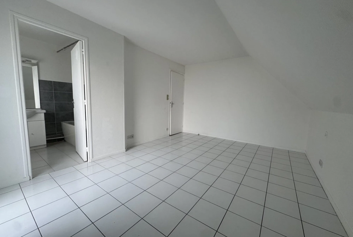 Superbe duplex 45m² avec jardin, terrasse et parking à La Chapelle-en-Serval 