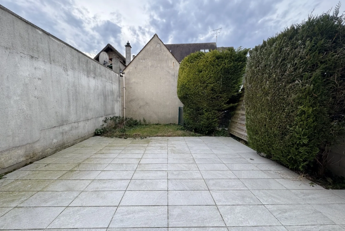 Superbe duplex 45m² avec jardin, terrasse et parking à La Chapelle-en-Serval 