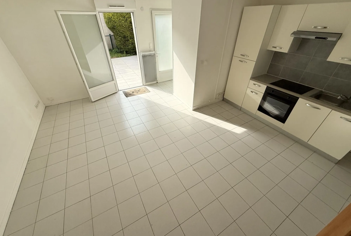 Superbe duplex 45m² avec jardin, terrasse et parking à La Chapelle-en-Serval 