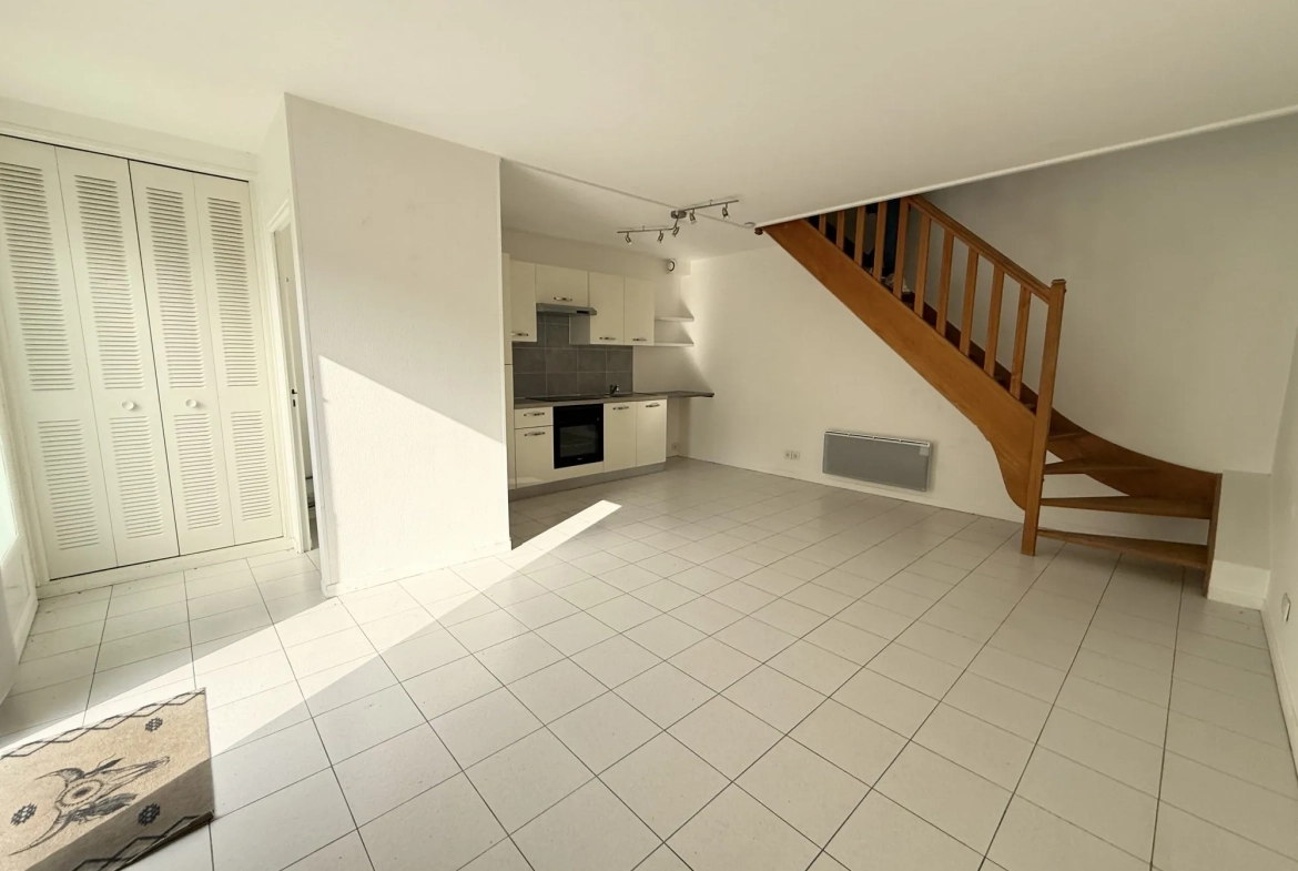 Superbe duplex 45m² avec jardin, terrasse et parking à La Chapelle-en-Serval 