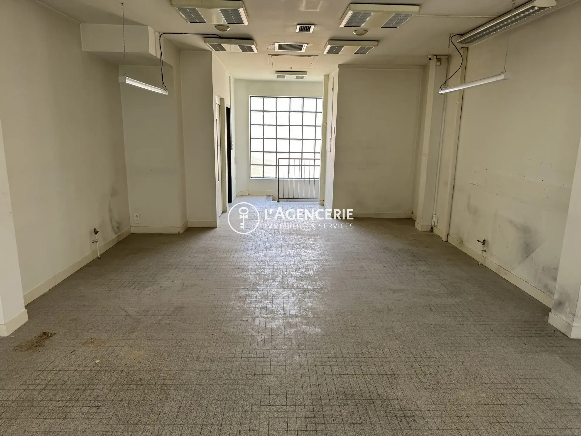 Immeuble professionnel à vendre au centre-ville d'Albi, 135 m² 