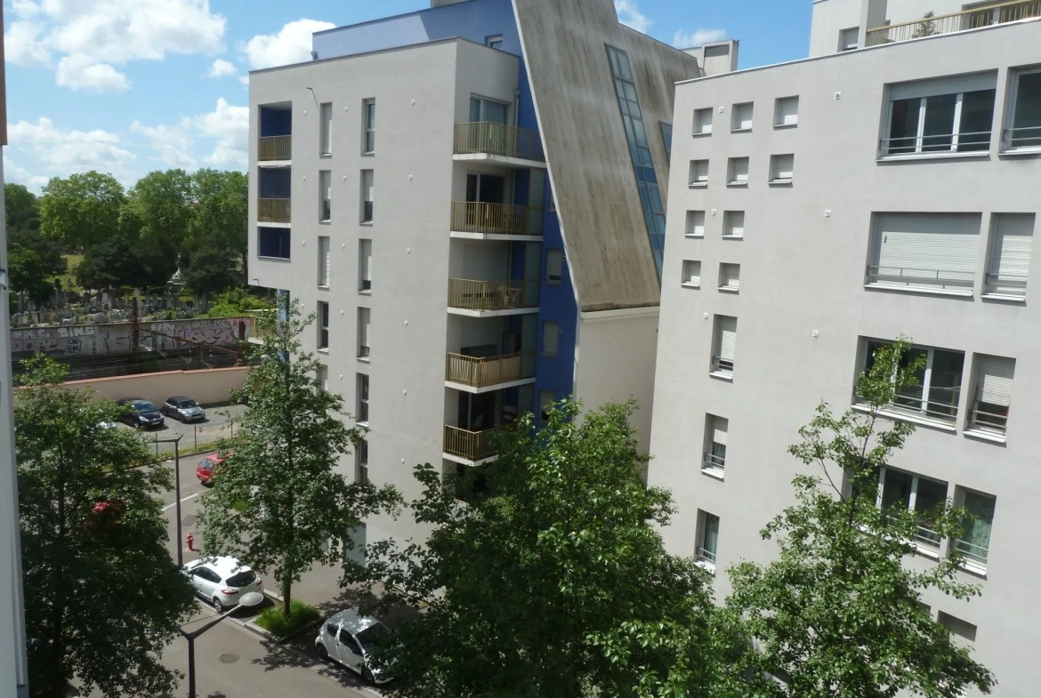 Investissez dans un Studio à Lyon 7ème dans Résidence Sécurisée avec Bail Commercial 