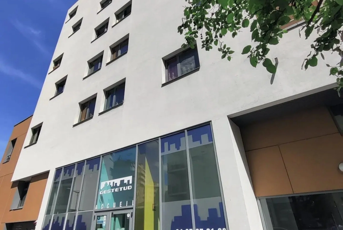 Investissez dans un Studio à Lyon 7ème dans Résidence Sécurisée avec Bail Commercial 